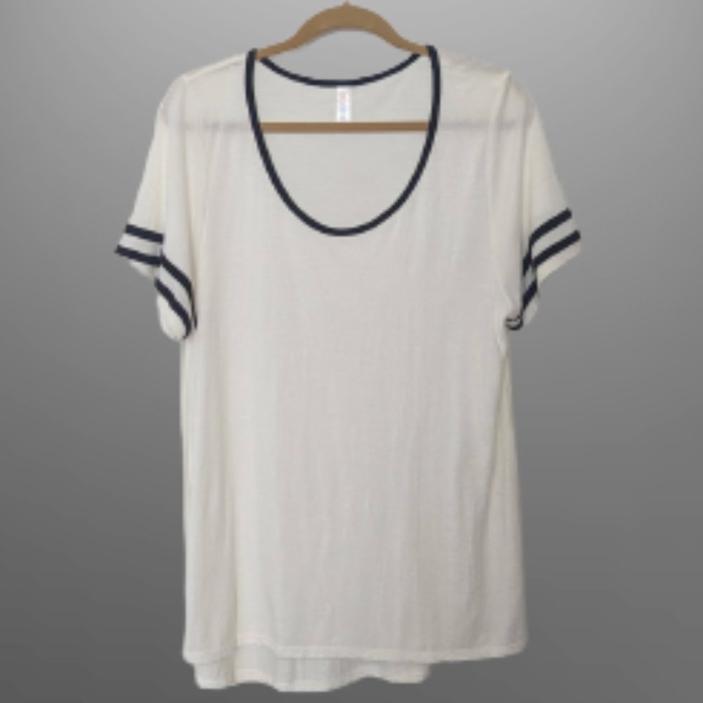 LulaRoe Cream and Black Classic T, Women's XL